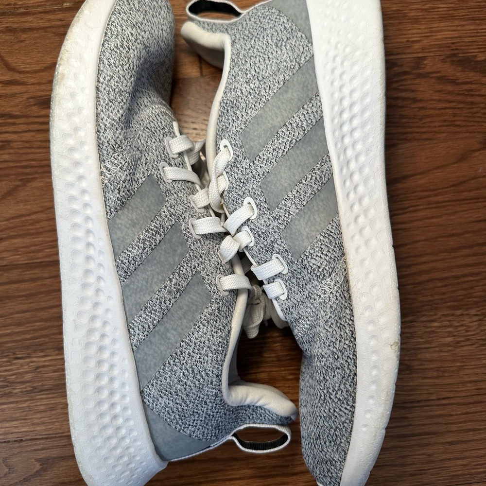 Adidas Cloud Foam Sneakers